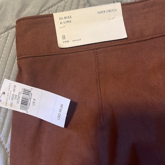 Skirt 🤍 - Picture 2 of 3